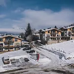 Aparthotel Avenida Panorama 4*