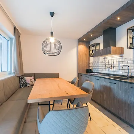 Aparthotel Avenida Panorama Kaprun