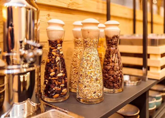 Aparthotel Avenida Panorama 4*